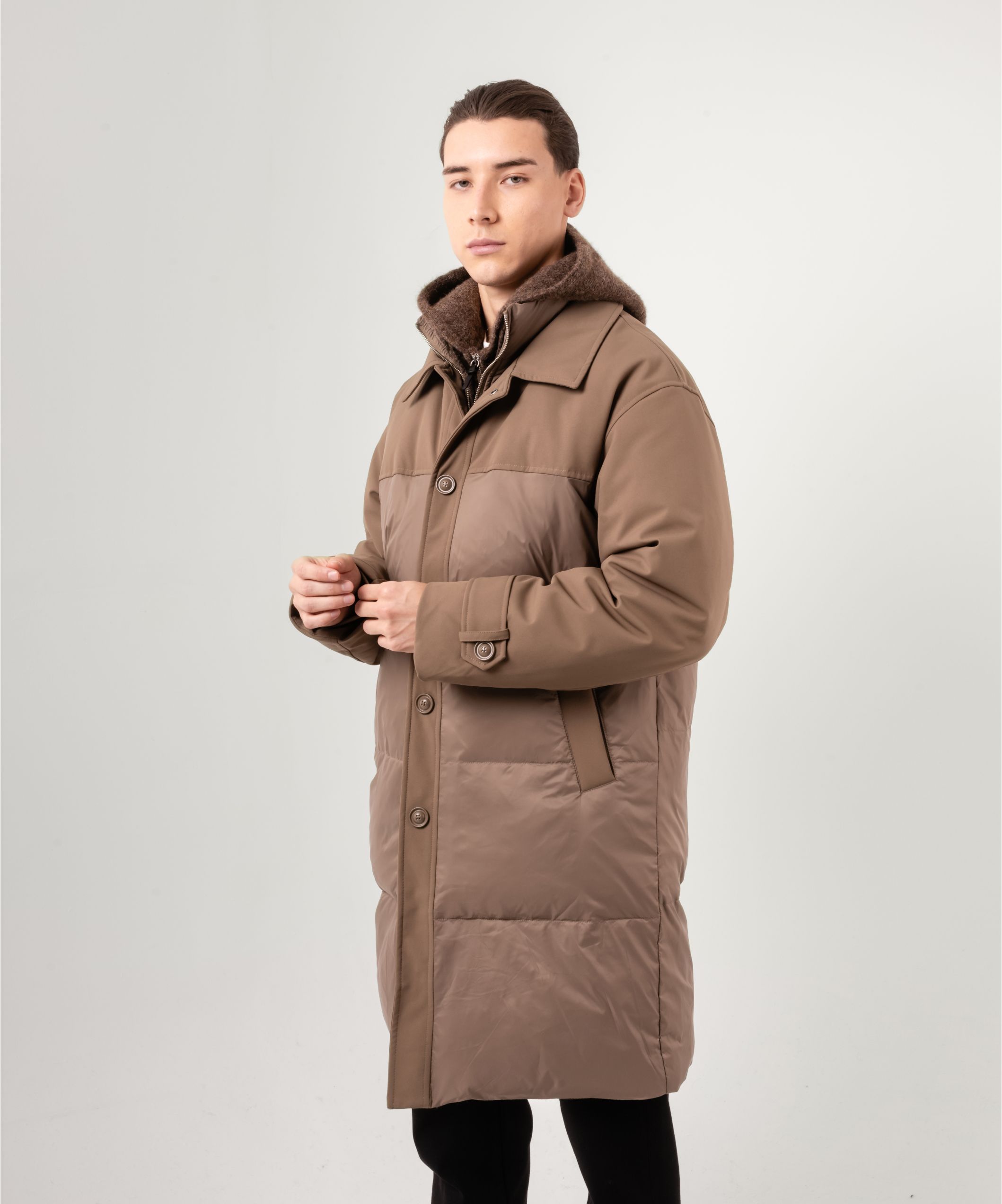 Комбинированный пуховик цвета хаки