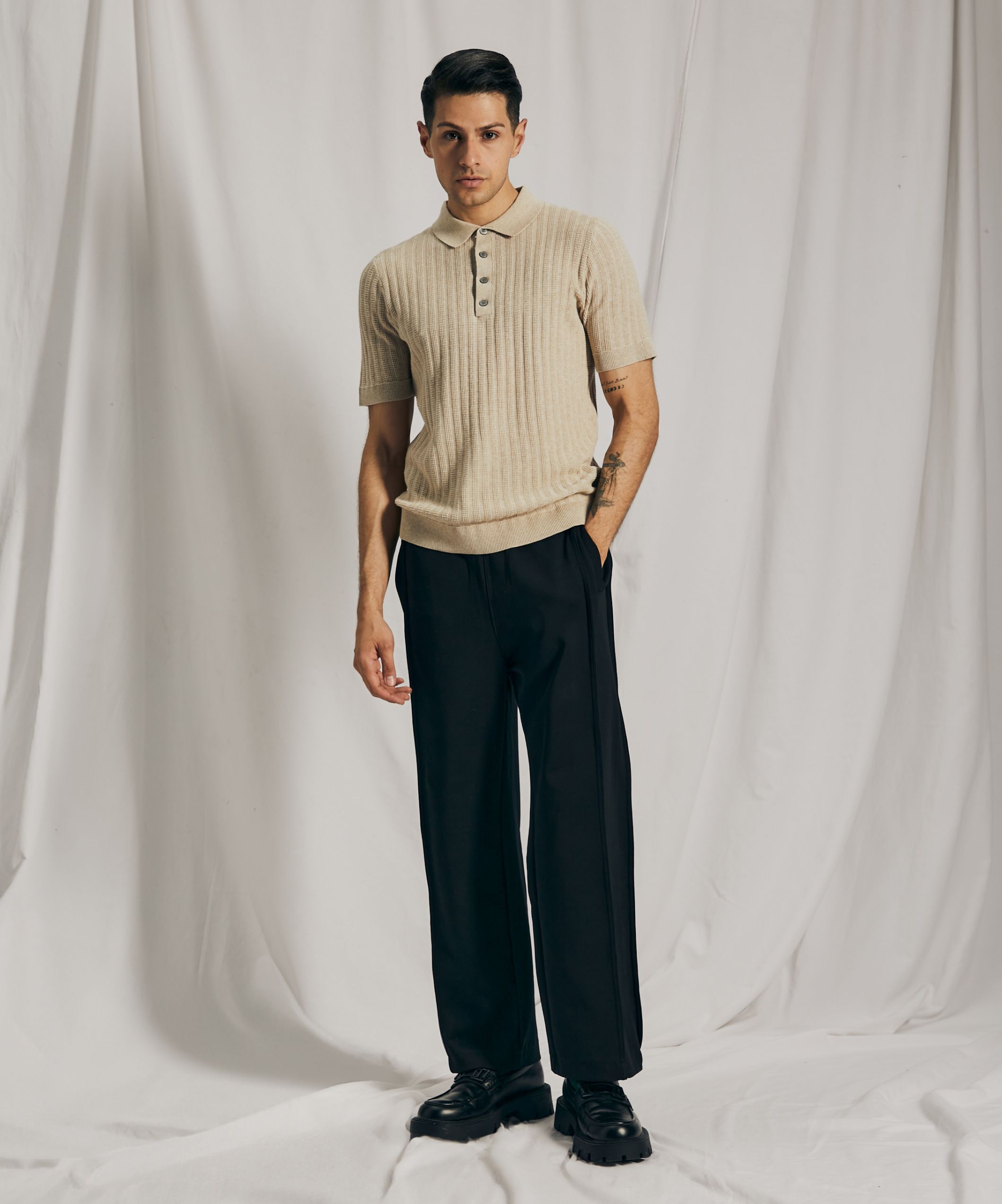 Бежевое поло