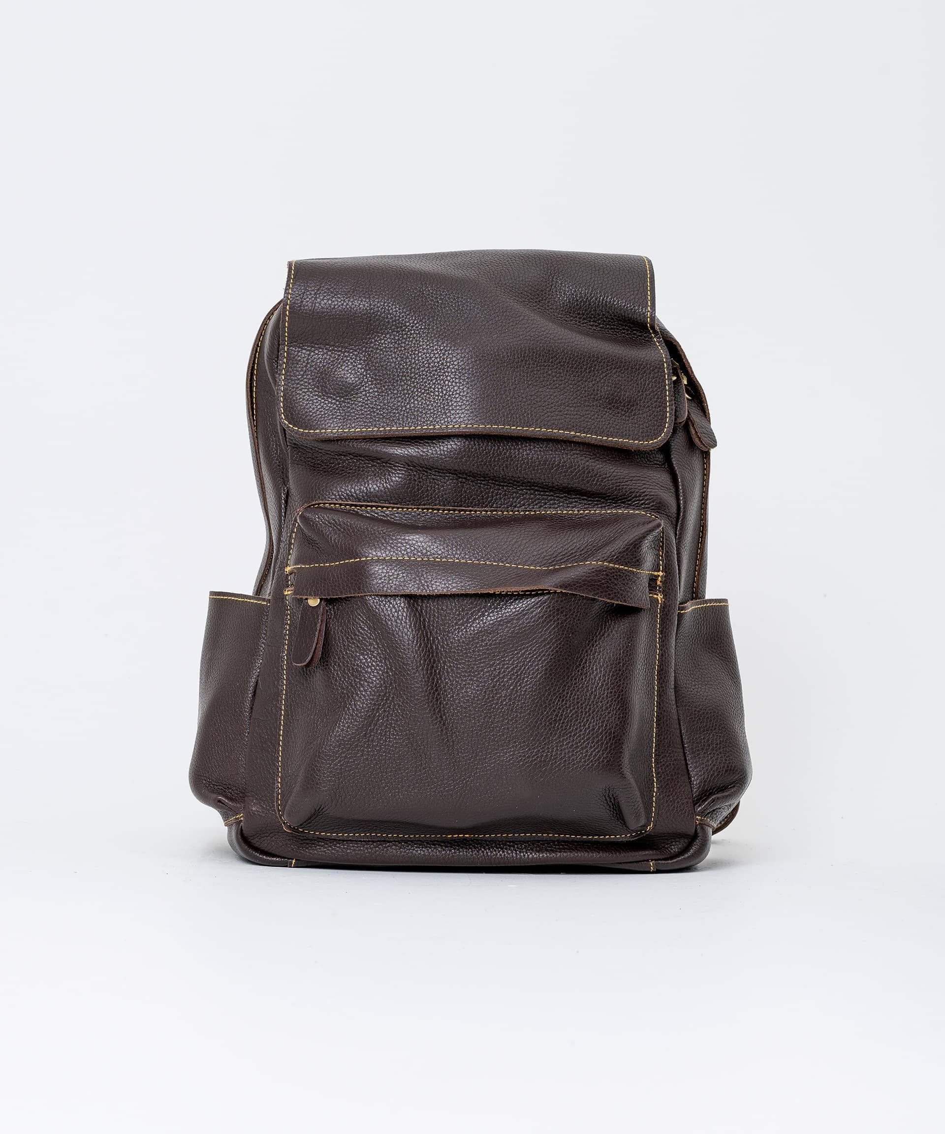 Рюкзак коричневого цвета