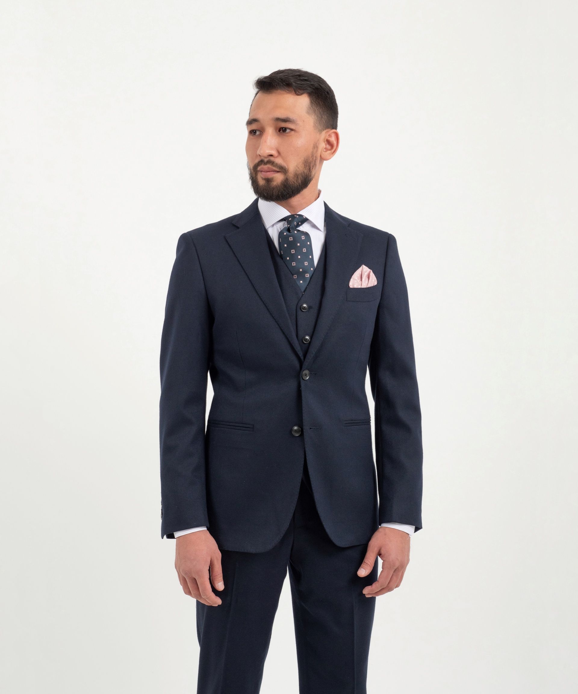 Костюм-тройка в синем цвете