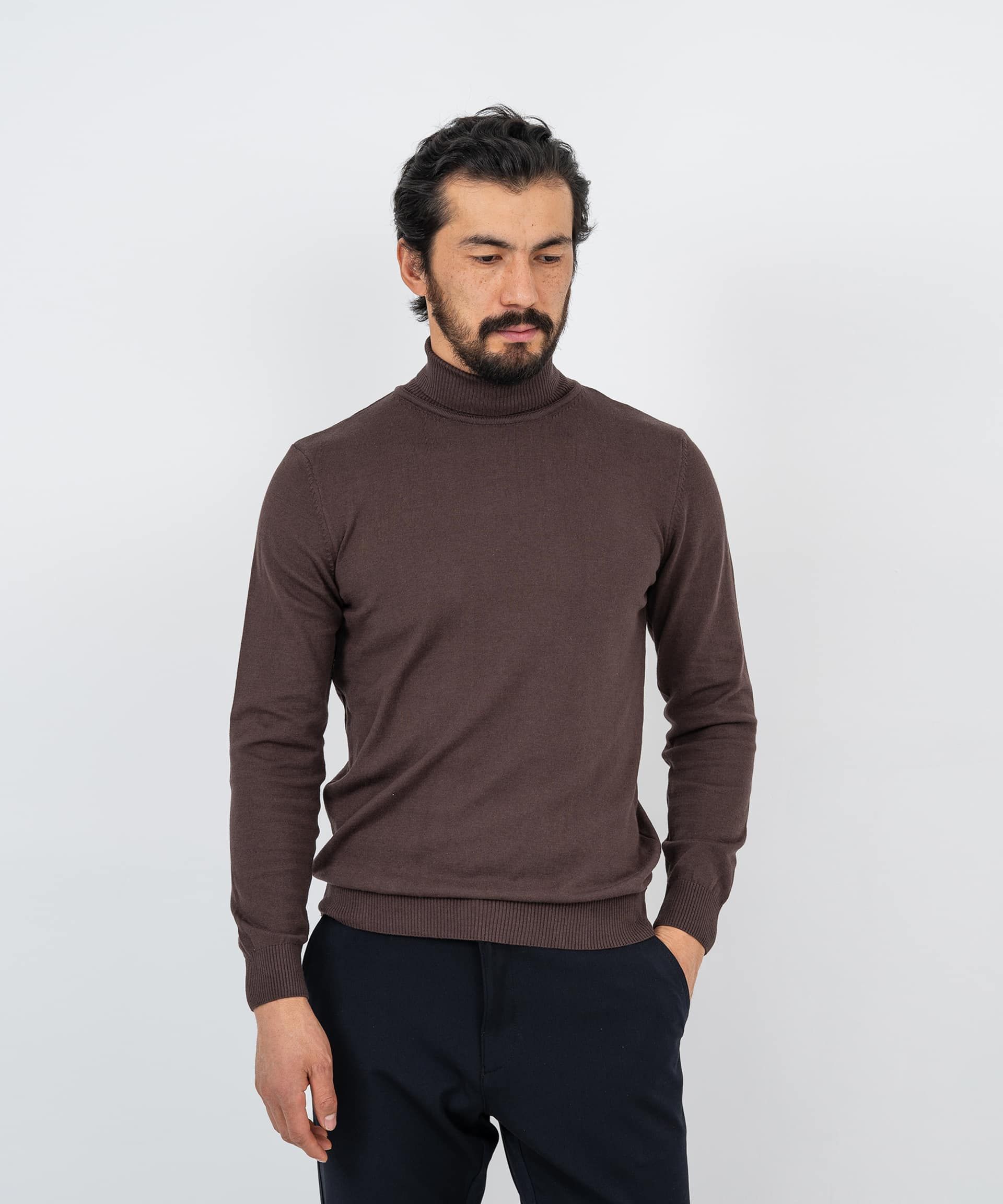 Водолазка шоколадного цвета