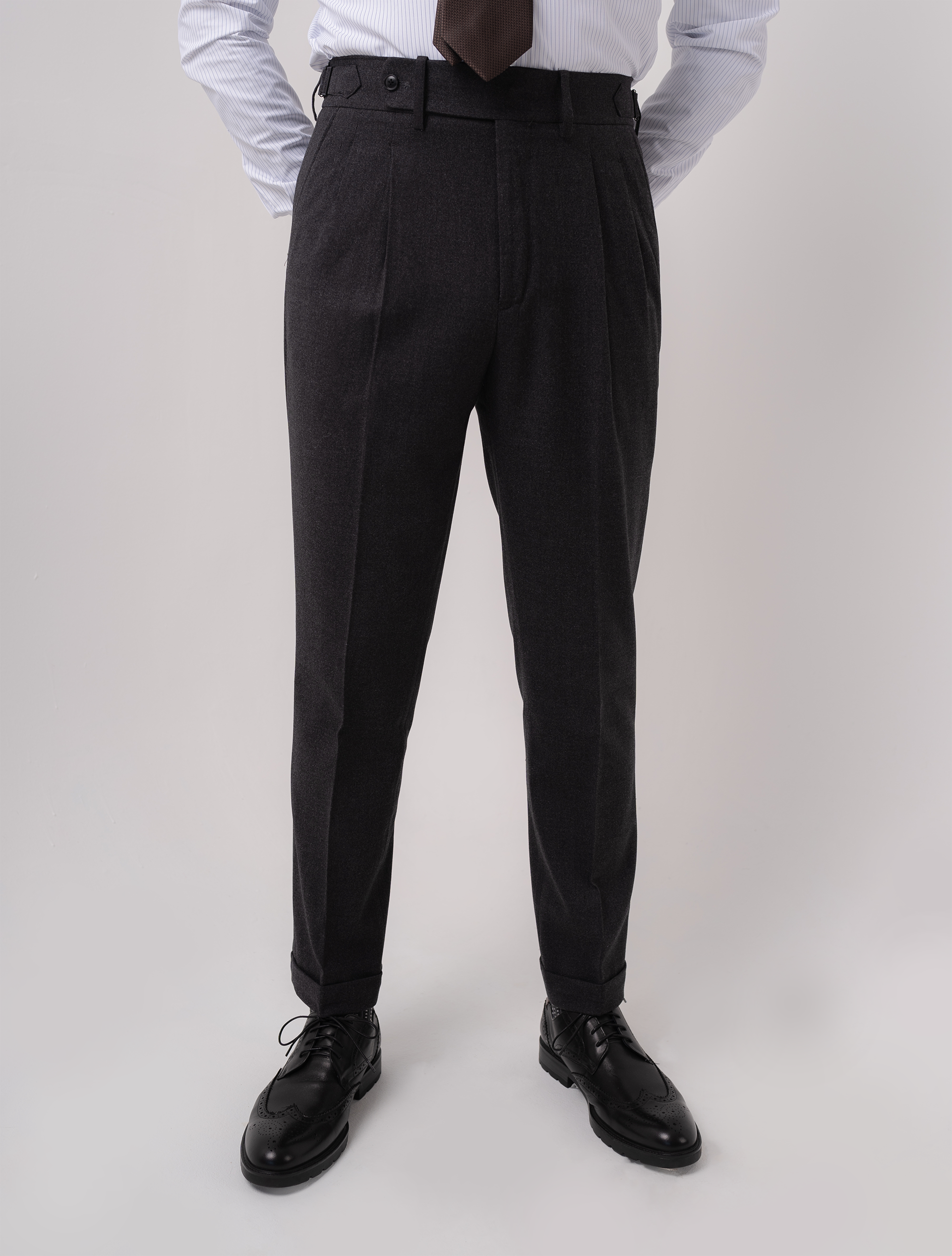 Брюки на высокой посадке