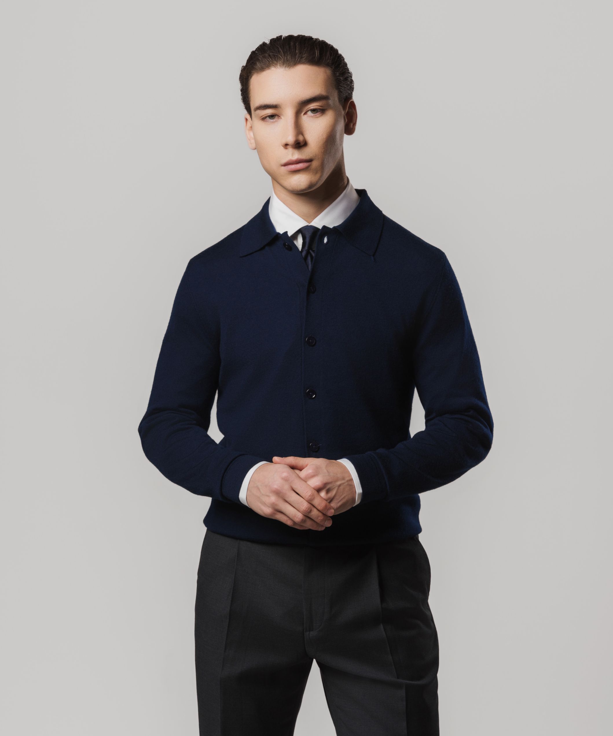 Кардиган на пуговицах